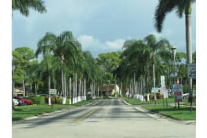 627 Sea Pine Way E2, Greenacres, FL 33415 Sold 03/18/25