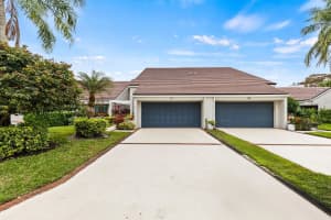 27 Edinburgh Drive, Palm Beach Gardens, FL 33418 Sold 04/29/25