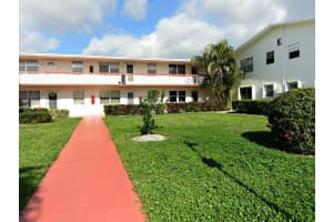 117 Chatham E, West Palm Beach, FL 33417 Sold 05/09/25
