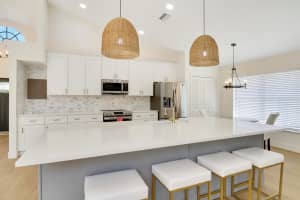 3863 Woods Walk Boulevard, Lake Worth, FL 33467 Sold 04/03/25