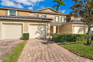 2779 SE Birmingham Drive, Stuart, FL 34994 Sold 06/16/25