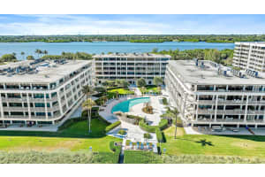 2600 Ocean Boulevard, Palm Beach, FL 33480 - MLS#R11053333