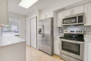 403 Brackenwood Lane S, Palm Beach Gardens, FL 33418 Sold 07/16/25