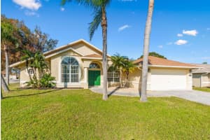 231 SE Crosspoint Drive, Port Saint Lucie, FL 34983 Sold 08/18/25