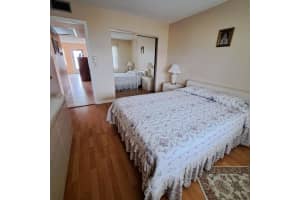 115 Camden E E, West Palm Beach, FL 33417 Sold 04/04/25