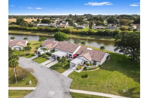 5650 Parkwalk Circle E, Boynton Beach, FL 33472 Sold 08/06/25