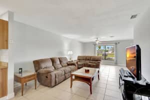 220 Cordoba Circle, Royal Palm Beach, FL 33411 Sold 02/25/25