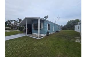47 Flores Del Norte, Fort Pierce, FL 34951 - MLS#R11053588