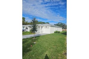5207 SE Isabelita Avenue, Stuart, FL 34997 Sold 02/06/25