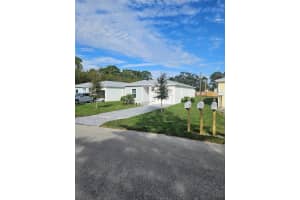 5207 SE Isabelita Avenue, Stuart, FL 34997 Sold 02/06/25