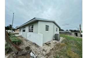 1 NE I Avenue, Belle Glade, FL 33430 Sold 02/28/25