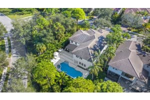 905 Mill Creek Drive, Palm Beach Gardens, FL 33410 Sold 06/20/25