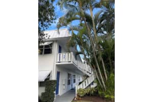2929 SE Ocean Boulevard J8, Stuart, FL 34996 Sold 08/25/25