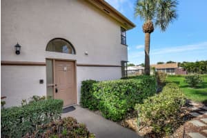 5195 Europa Drive M, Boynton Beach