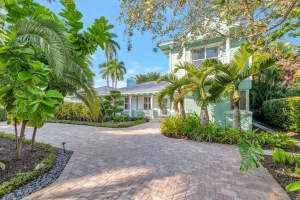 2727 NE 17th Street, Fort Lauderdale, FL 33305 Sold 03/10/25
