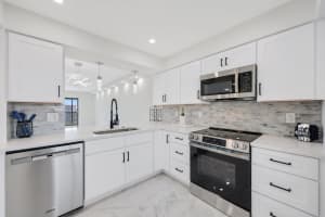 7290 Kinghurst Drive 709, Delray Beach