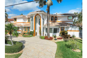 911 Hyacinth Drive, Delray Beach, FL 33483 Sold 05/15/25