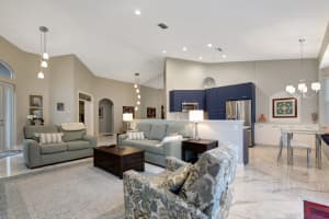 8180 Sandpiper Way, West Palm Beach, FL 33412 - MLS#R11053855
