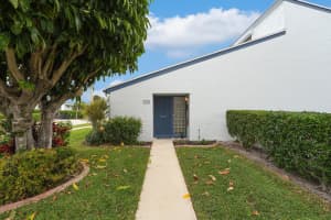 132 Wettaw Lane 118, North Palm Beach, FL 33408 Sold 03/24/25