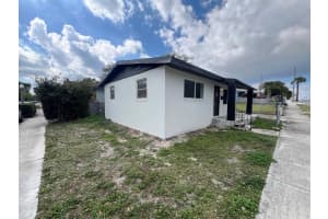 700 6th Street, West Palm Beach, FL 33401 Sold 02/25/25