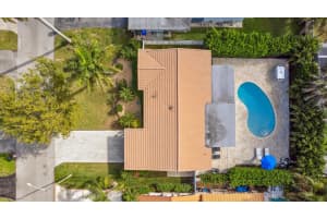 258 Avalon Avenue, Lauderdale By The Sea, FL 33308 Sold 09/19/25