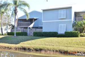1122 Breezy Way 2c, Sebastian