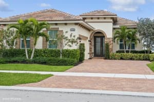 9350 SW Pepoli Way, Port Saint Lucie, FL 34987 - MLS#R11054077