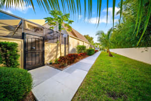 1100 SE Mitchell Avenue 803, Port Saint Lucie, FL 34952 Sold 04/09/25