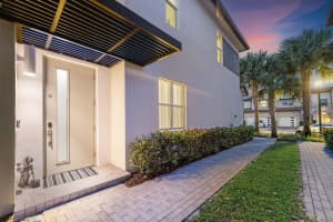 9035 Kingsmoor Way, Lake Worth, FL 33467 Sold 05/29/25