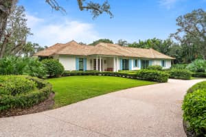 2040 Club Drive, Vero Beach, FL 32963 Sold 04/25/25
