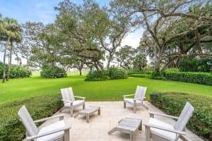 2040 Club Drive, Vero Beach, FL 32963 Sold 04/25/25
