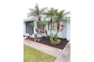 2582 SE Berkshire Boulevard, Port Saint Lucie, FL 34952 Sold 02/28/25
