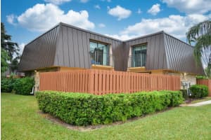 6463 SE Windsong Lane, Stuart, FL 34997 Sold 03/07/25