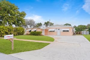 9492 Bloomfield Drive, Palm Beach Gardens, FL 33410 Sold 05/23/25
