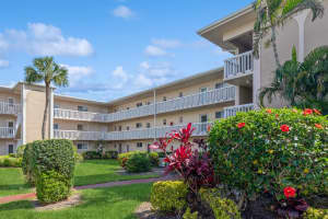 2668 Garden Drive N 105, Lake Worth, FL 33461 Sold 02/26/25