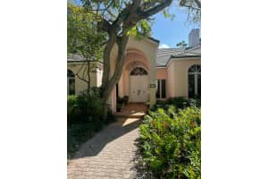 17 Bay Harbor Road, Tequesta, FL 33469 Sold 07/25/25