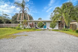 715 S Jenkins Road, Fort Pierce, FL 34947 Sold 06/27/25
