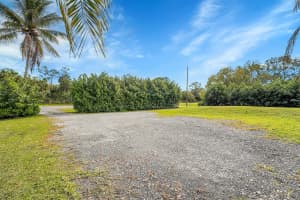 715 S Jenkins Road, Fort Pierce, FL 34947 Sold 06/27/25