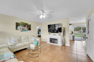 715 S Jenkins Road, Fort Pierce, FL 34947 Sold 06/27/25