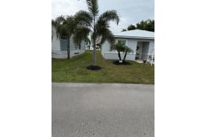 37 Mariosa, Port Saint Lucie, FL 34952 Sold 05/01/25