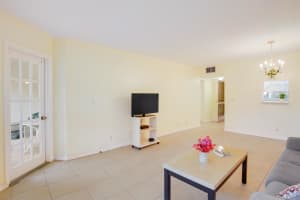 3654 Via Poinciana 403, Lake Worth, FL 33467 Sold 04/09/25