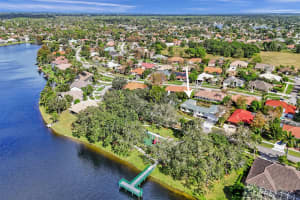 1674 Dorchester Place, Wellington, FL 33414 Sold 05/20/25