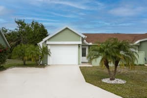 1433 SE Larkwood Circle, Port Saint Lucie, FL 34952 Sold 04/09/25