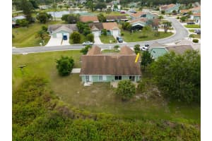 1433 SE Larkwood Circle, Port Saint Lucie, FL 34952 Sold 04/09/25