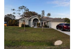 8004 Westmont Drive, Fort Pierce, FL 34951 Sold 03/25/25