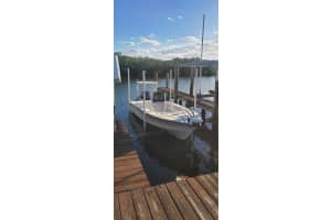 8192 SE Pilots Cove Terrace, Hobe Sound, FL 33455 Sold 03/04/25