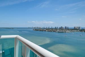 2640 Lake Shore Drive 2008, Riviera Beach, FL 33404 - MLS#R11054656