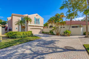 21 Via Carrara, Palm Beach Gardens, FL 33418 Sold 05/14/25