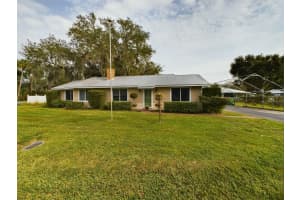 1517 SW 7th Avenue, Okeechobee, FL 34974 - MLS#R11054825