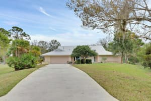 1014 SE Kitching Cove Lane, Port Saint Lucie, FL 34952 Sold 03/18/25